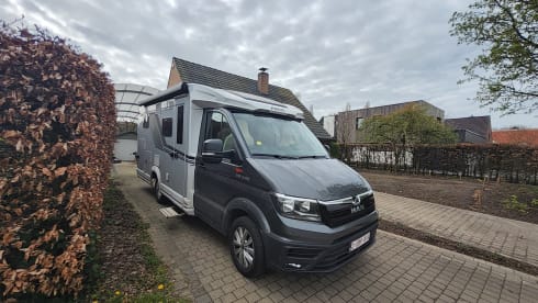 2p - 5 étoiles Knaus semi-intégré à partir de 2024