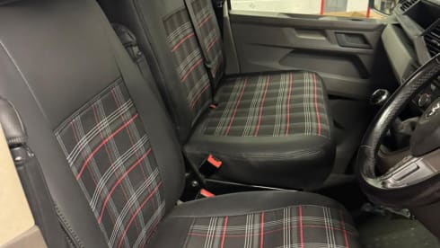 Snow White  – 4 berth Volkswagen campervan from 2020