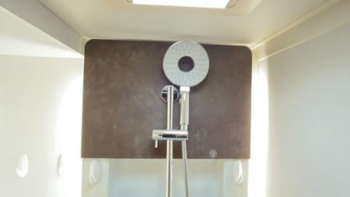 2022 Adria Matrix Supreme 670 SC 2.3