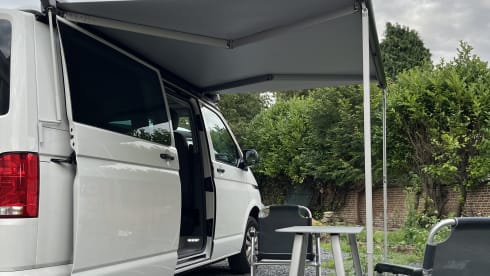 Whitey  – Iconic VW California Ocean 2024 II