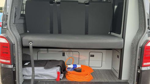 Anakin – 4 berth Volkswagen (T6 4motion 205 DSG) Campervan  - Dog Friendly 