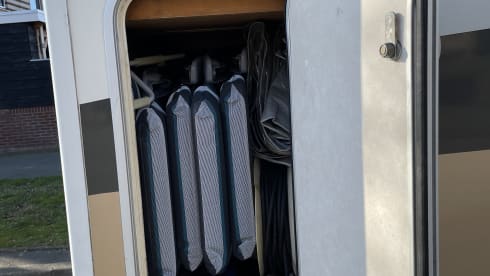 Adria Mobil alcove with 6 belts