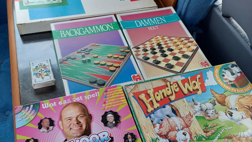 Roller Team – 4 person semi-integrated camper