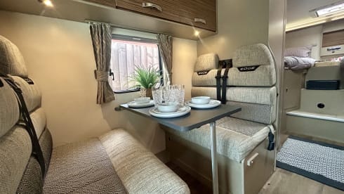 Modern 2020 well equipped 6 berth Swift motorhome 