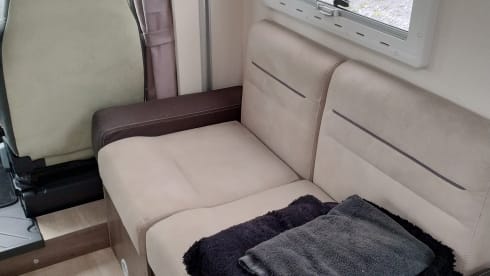 Leef – 4p Chausson semi-integrated from 2019