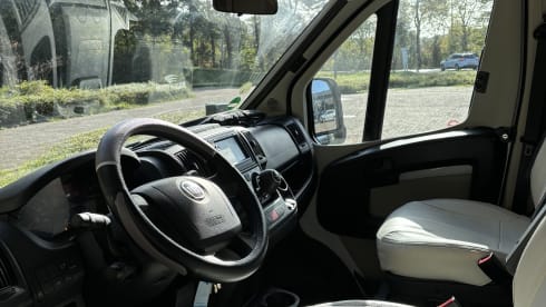 Fiat Ducato Rollerteam 2020  – 4p Roller Team semi-integrated uit 2020