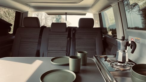 Margriet – 4p Volkswagen bus from 2022