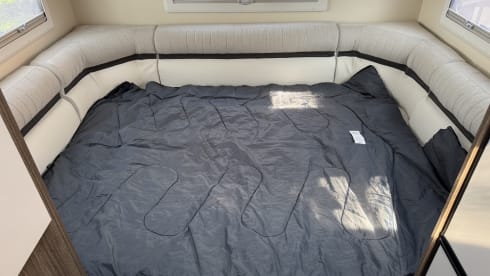 Tex – Brand New Luxury Rear Lounge Motorhome