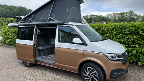 Jarvis – 4 berth Volkswagen campervan from 2021