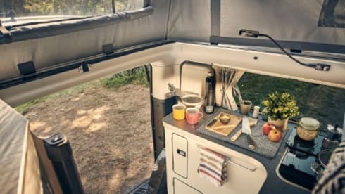 Vantura – Full option Ford Nugget plus Trail campervan 