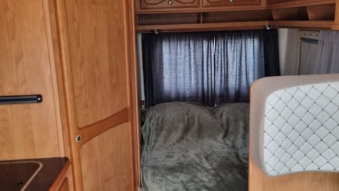 Fiat Ducato Eura Mobil Camper. – 4p Bürstner semi-integrated from 2003