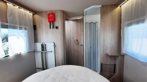 graham – Autotrail semi-geïntegreerde caravan met 4 slaapplaatsen vanaf 2023