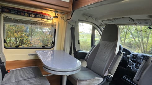 3p Pössl bus uit 2014