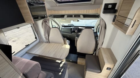 WillyBro – Cavernous motorhome for couples. Luxury living for adventure's 