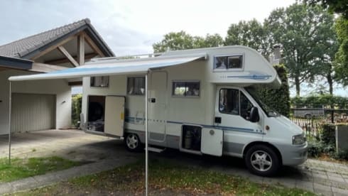 6p Adria Mobil alcove from 2005