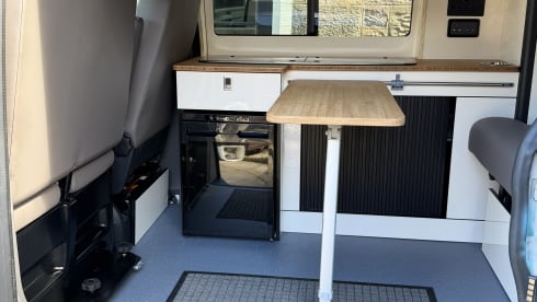 Jura – Jura - VW Transporter T6.1 4 Berth
