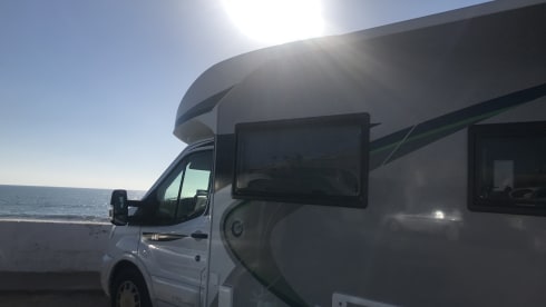 4p Chausson semi-integrated uit 2021