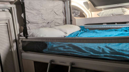 Auto-Trail F60 – 4 berth Autotrail semi-integrated from 2024