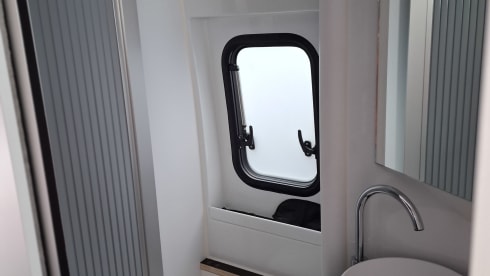 Wabi Sabi  – 3p Anderer Bus ab 2023