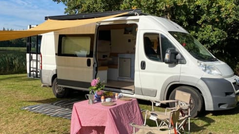 Rodriguez  – Adventurous Peugeot Boxer L3H2 "Rodriguez" with the right comfort