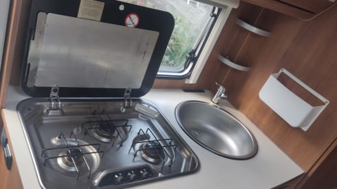 2/4 person corado Ford transit t337