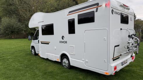 Queen K – 6p Rimor alcove from 2026