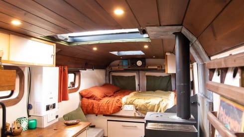 Elijah  – 4 Birth - Mercedes 709D - House truck 
