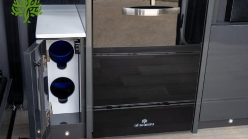 Ultra High Spec 2024 VW Campervan (Sleeps 4, Rides 6)