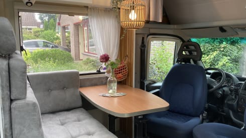 Kaatje – Super cozy family camper for atmosphere seekers and bon vivants