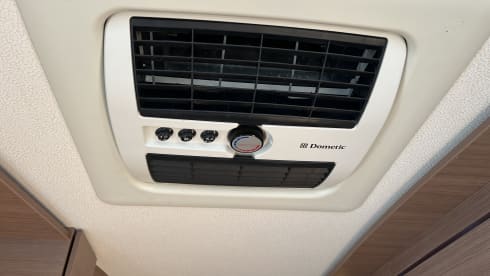 4p Adria Mobil integrated uit 2008