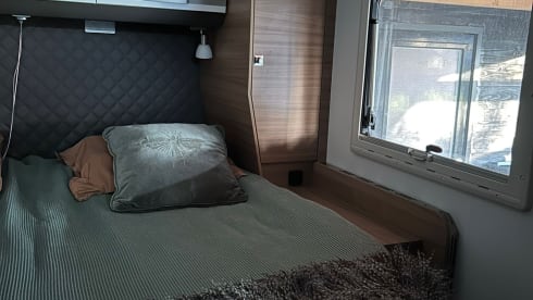 2p Adria Mobil semi-integrated uit 2018