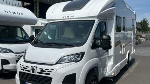 Nr. 39 – Rimor Super Brig 87, viel Komfort mit Standklima etc.