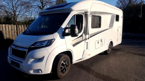 Fully furnished 2p Knaus 650MEG2 2019, length beds