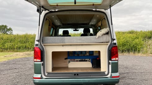 Cara Van-Netta –         Cara Van-Netta – Schotlands boetiekcamper