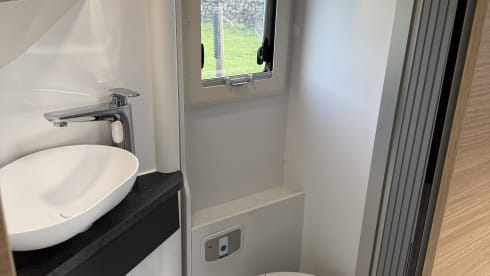 ADRIA Matrix Axess 600 SL