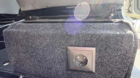 Willem – 2-seater Volkswagen bus from 2000