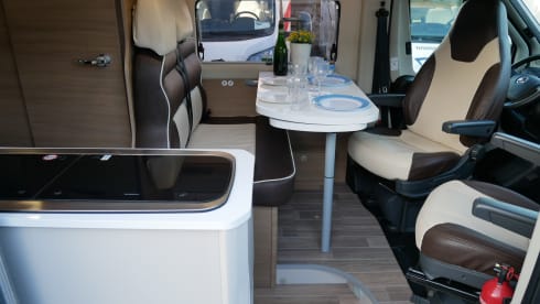 Mclouis 4 Menfys S-Line , 2 Sleeps / 4 Seats.