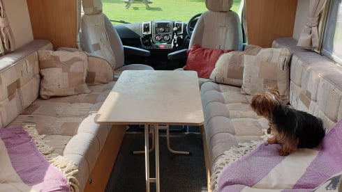Roxanne – Dog Friendly, 2 berth , Adventure Holiday 
