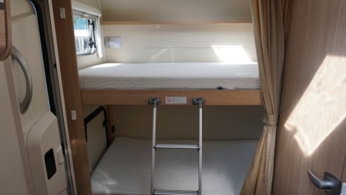 6 person Sunlight (A72) Alcove from 2017