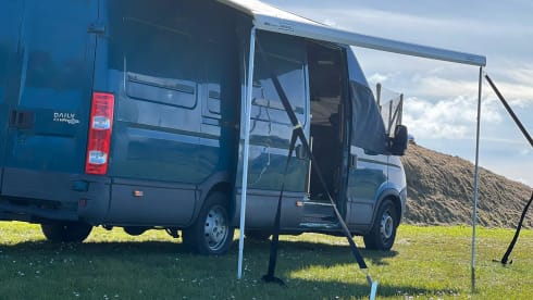 Pino – Winter ready 2 person bus camper + tow bar 