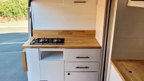 Brody – Superb 2 Berth Campervan with full size double bed and shower