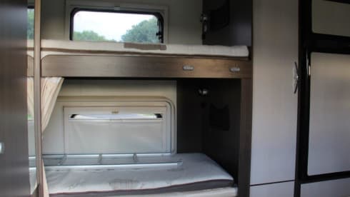 Very spacious and cozy 7-person family camper with air conditioning