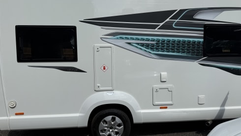 Luna – Swift Voyager 475 Auto