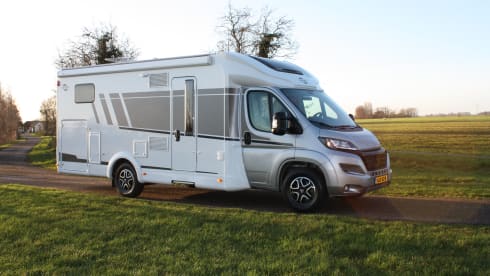 4p Carado semi-integrated uit 2023