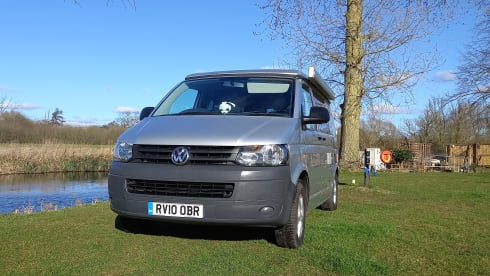 Harley – T5 VW Pop-top 4 Berth (SWB) Campervan (2010)
