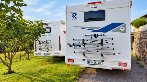 DISCOVER EUROPE IN COMFORT – VOLLAUSSTATTUNG | UNBEGRENZTE KILOMETERZAHL | 6 SCHLAFZIMMER | RIMOR SEAL 5 GOLD