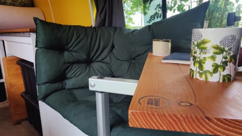 Arthur – takes you smoothly to any adventure - Ford Transit