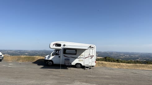 Wanderlust  – 4 berth Autotrail alcove from 2000