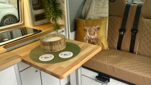 Loch & Leaf – Volkswagen Transporter T6.1 di lusso ︱Esplora la Scozia con stile ︱Completamente equipaggiato