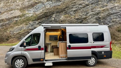 Jean - Baptiste – 4 berth Peugeot Boxer Renaissance